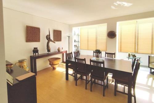 Bright&Artful Loft Typical Parisian Lifestyle Area