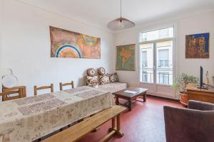 Bright flat in the centre of Marseille