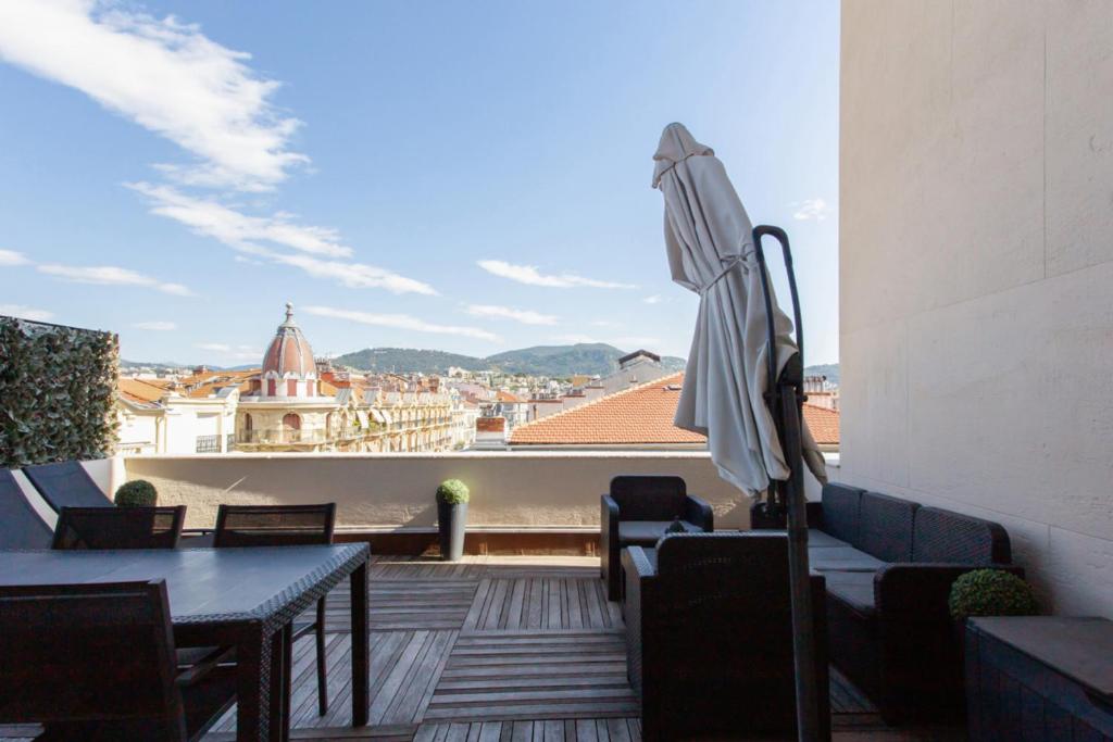 Appartement Bright flat with an exceptional terrace at the heart of Nice - Welkeys 27-29 rue Alphonse Karr 06000 Nice