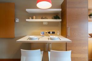 Bright Fresh Flat with Garage - Marquês