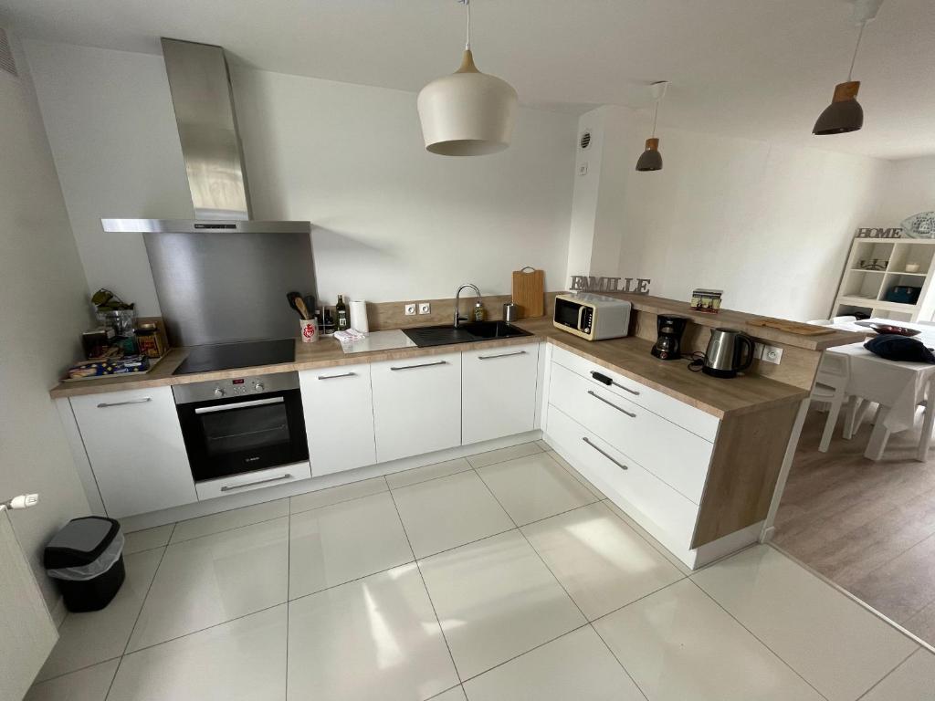 Bright nest - open view - residential area