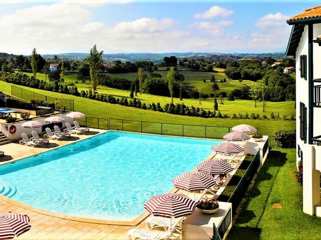 Bright One BDRM Apartment AC-Congress, Beaches by Olidesi