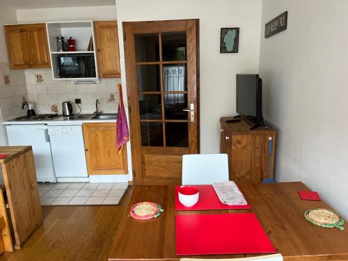 Bright refurbished apartment - Central Les Houches