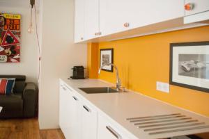 Bright & Spacious apartment in Madeleine