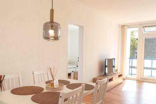 Bright & Spacious Apartment near Düsseldorf