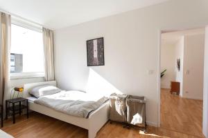 Bright & Spacious Apartment near Düsseldorf