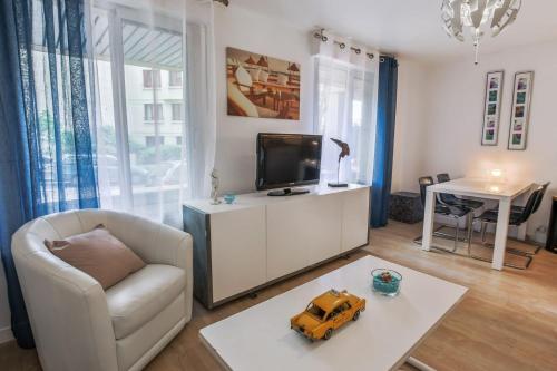 Bright studio at the doors of Paris in Les Lilas - Welkeys