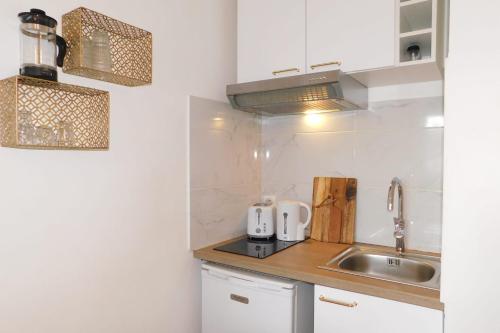 Bright Studio 'Le Palladio' Near the Croisette
