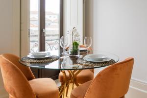 Bright Studio near Douro River - with Balcony