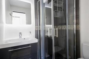 Bright studio near Port Vieux beach in Biarritz - Welkeys