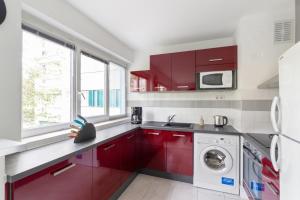 Bright studio with parking 10 min away from Paris and La Défense - Welkeys