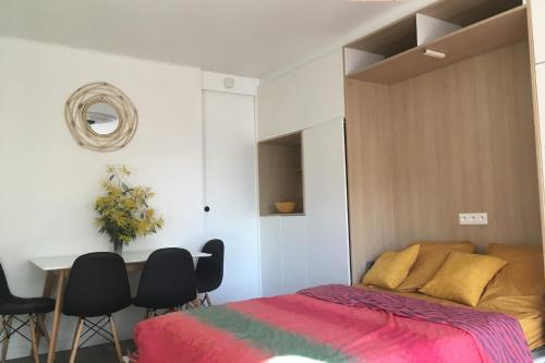 Bright Studio With Terrace Near La Plage