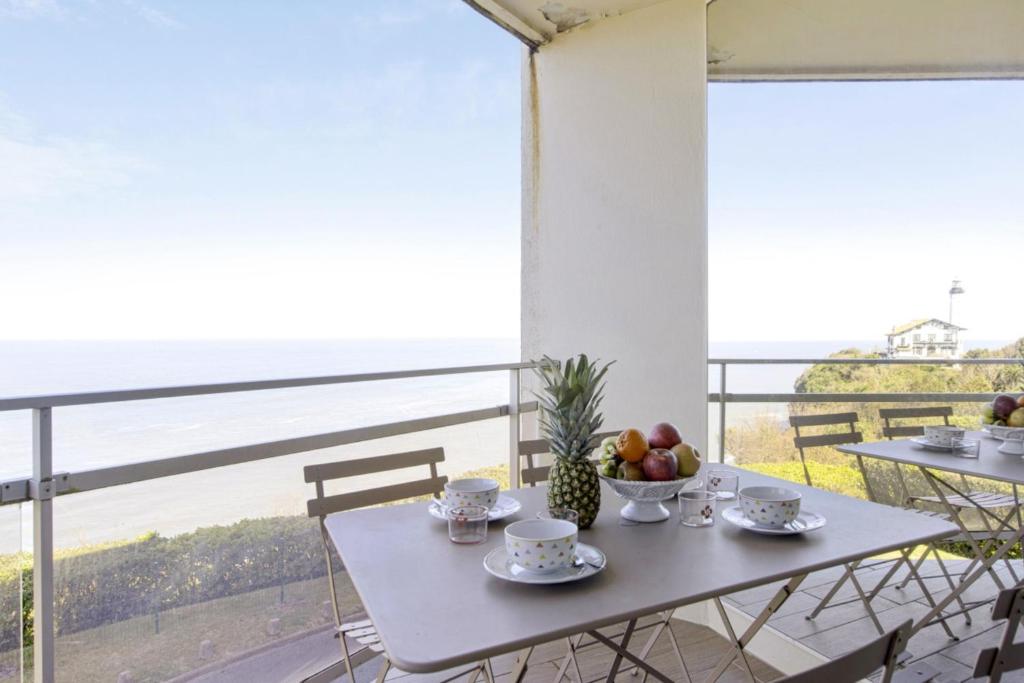Appartement Bright T2 with balcony and sea view in Biarritz 7 avenue Mac Croskey 64200 Biarritz