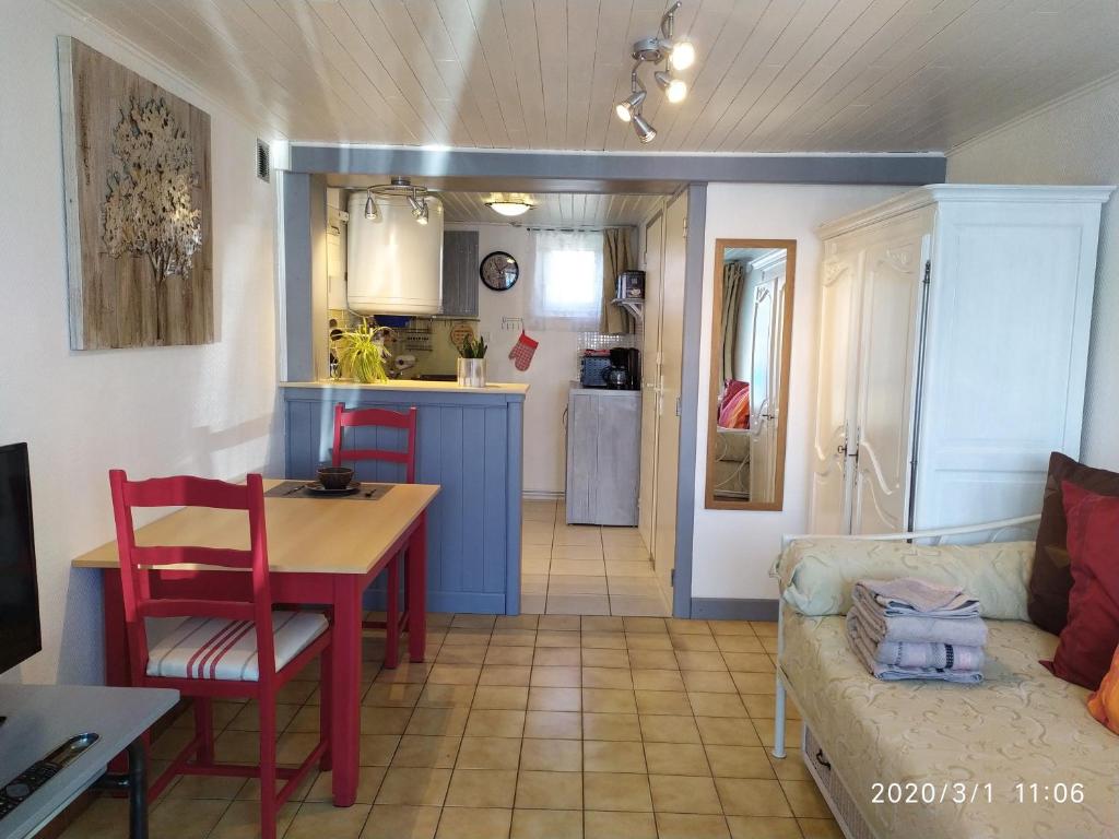 Appartement Brou-seillon : entre histoire et nature 5 Place Alfred de Musset 01000 Bourg-en-Bresse