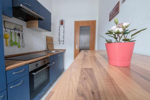 Brühl, ruhige Seitenstrasse und super gemütlich