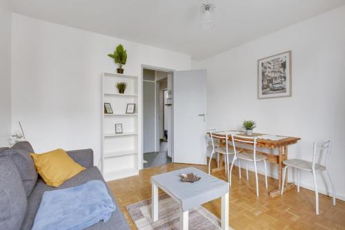 Budget apart near Paris