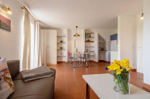 Budget Appartement mit 1 Schlafzimmer und Terrasse B05