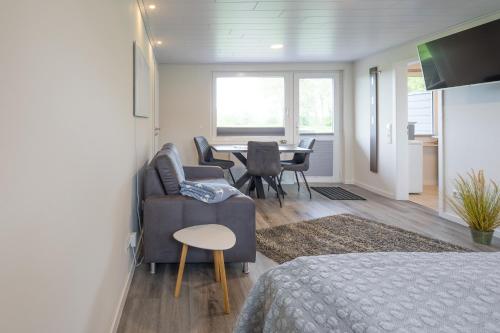 Bungalow Neuwarft, Wohnung 1