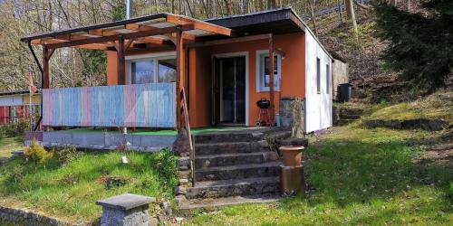 Bungalow Strandheim mit Kamin und Terrasse