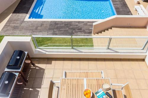 Burgau 2floor appt in condominium w/ shared pool