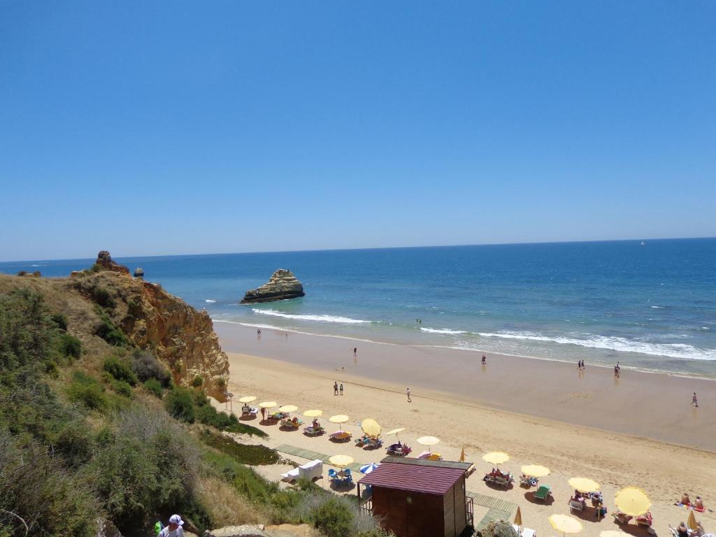 Buzios Praia da Rocha Rua dos Buzios, lote 3, 3A, 8500-310 Portimão