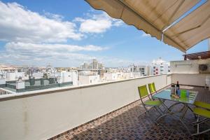 By the beach, duplex apartment. Armacao - Portugal