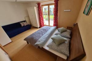 By Toni - Ferienwohnung mit Garten in Garmisch