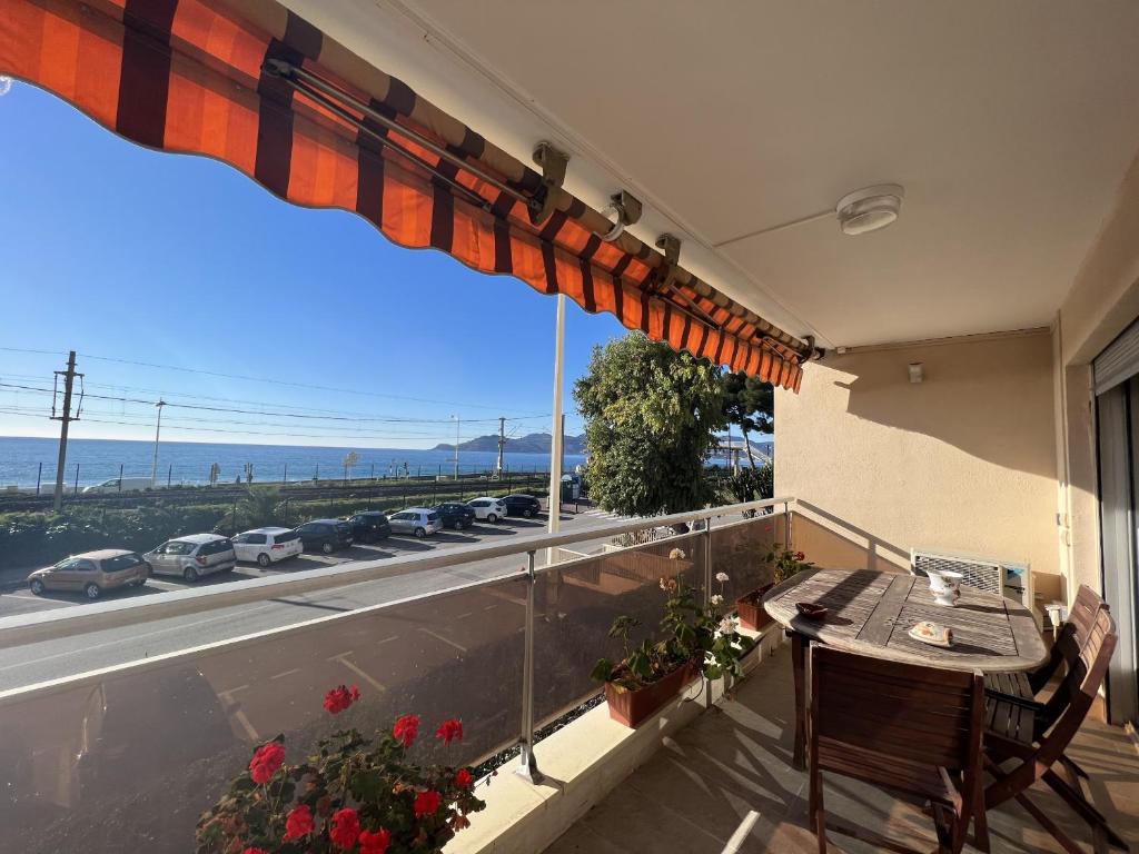 Appartement C beach apartment Front beach, by Welcome to Cannes leader, 2 06400 Cannes