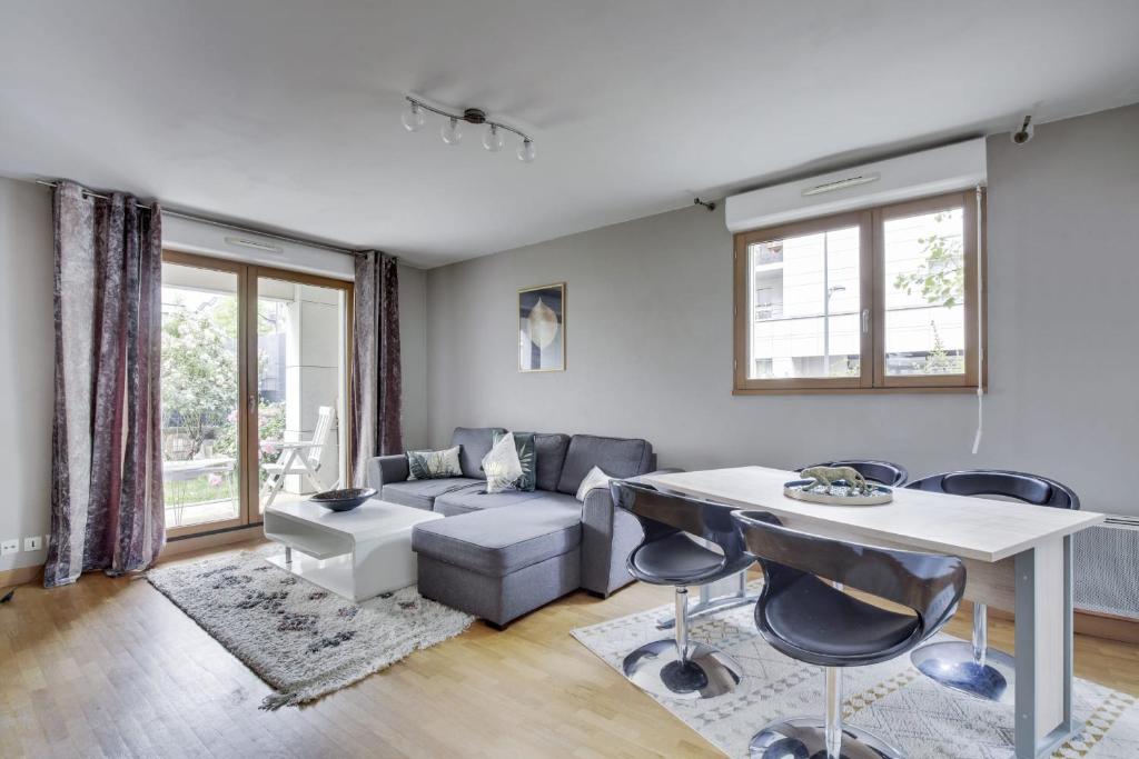 Appartement C'est pas Versailles ici 4 Promenade des Anges 78210 Saint-Cyr-lʼÉcole