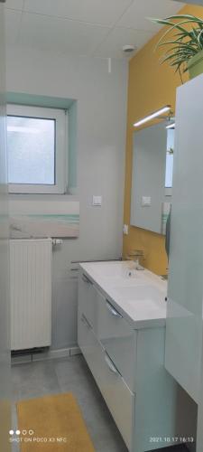 C'est une maison bleue