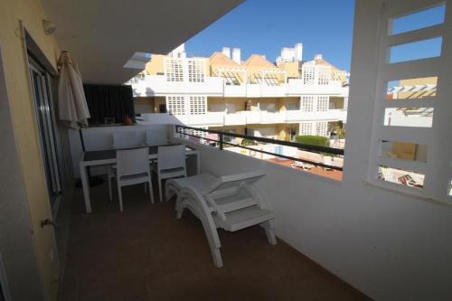 Cabanas Beach 2 bed 2 bath First Floor Apartment with Communal Pool by Pola LD