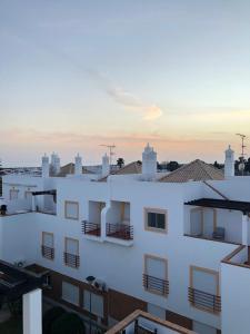 Appartement Cabanas de Tavira Gomeira, 2 bedroom, 3 terraced Penthouse with Seaview, 300m from the Sea 3 Rua Ilha da Abóbora 8800-595 Cabanas de Tavira Algarve