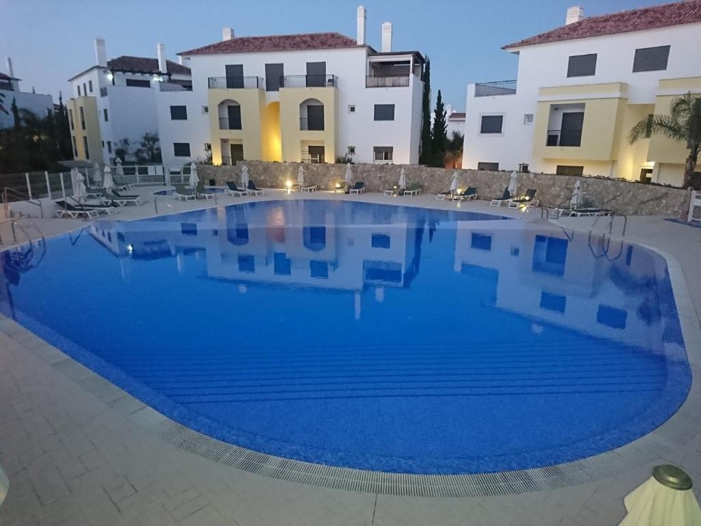 Cabanas de Tavira O Pomar, Large 2 bedroom apartment with a short distance to the ocean Rua Leite de Vasconcelos Linguista, 8800-593 Cabanas de Tavira