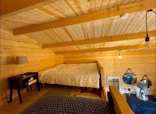 Cabane Pomme de pin