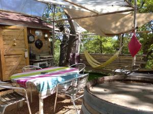 Cabane sous les Chênes