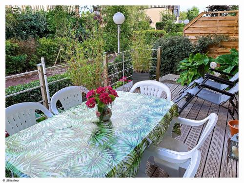 Cabourg, Appartement plain pied avec terrasse accès direct à la plage