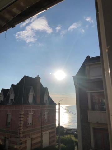 Cabourg: idéalement situé avec terrasse! 14390 Cabourg