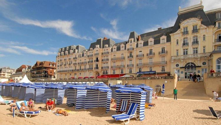 Appartement Cabourg T2 proche plage 12 Boulevard des Diablotins 14390 Cabourg