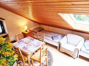 Calm located Penthouse in Langenloh
