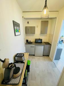 Appartement Calme proche du centre-ville Favart 69 Rue Favart d'Herbigny 51100 Reims Champagne-Ardenne