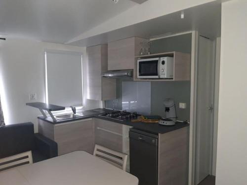 CALVI MOBIL-HOME NEUF particulier sur camping