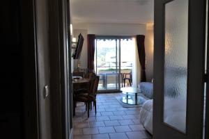 Calypso by Welcome to Cannes