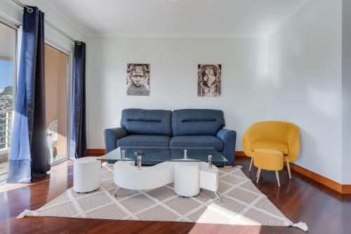 Camara de Lobos Duplex Apartment