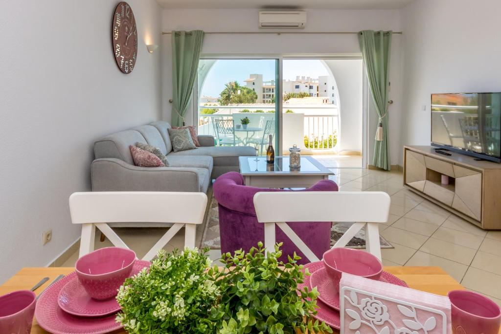 Camilla apartment R. Natália Correia 8200-285 2 floor, 104 apartament, 8200-285 Albufeira