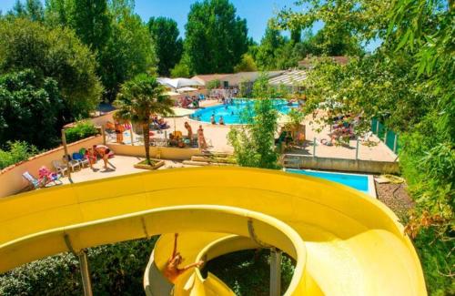 Camping TRANCHE SUR MER