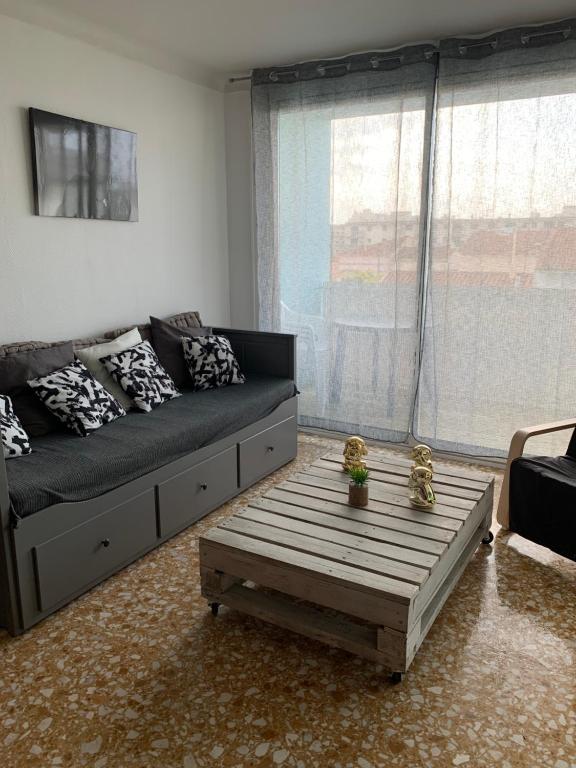 Canet Plage Appartement Cosy très calme Résidence du Parc Boulevard Cassanyes 69, 66140 Canet-en-Roussillon