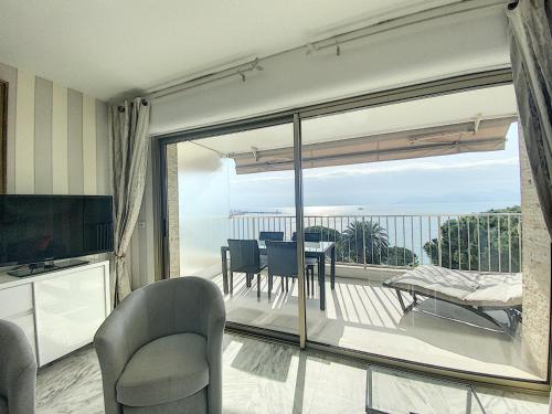 Appartement Appartement Cannes, 3 pièces, 6 personnes - FR-1-470-8 75 BOULEVARD DE LA CROISETTE LE RABELAIS, 62 RABELAIS Cannes