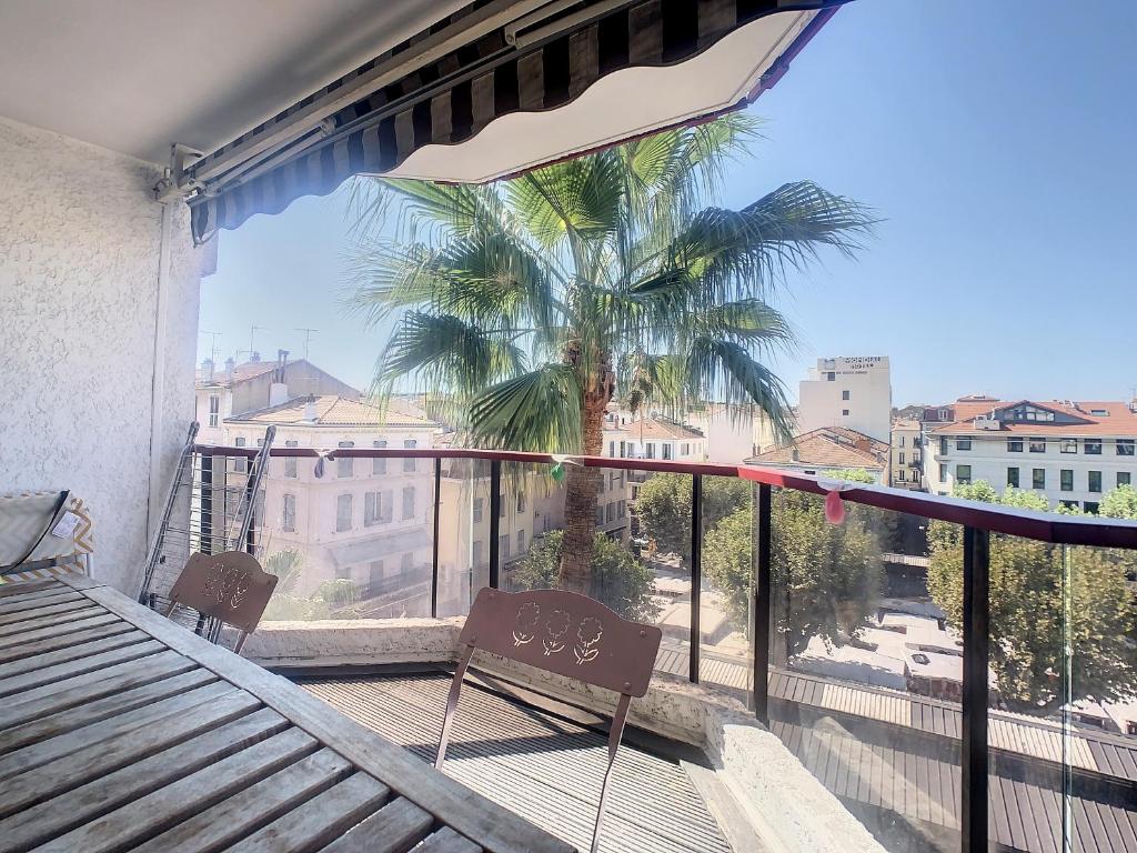 Appartement Cannes : à 5 min de la plage - 2P avec coin nuit 7 Rue Jean Jaures 06400 Cannes