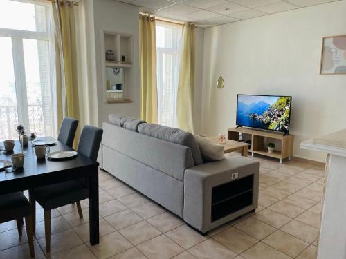 Cannes : Agréable et lumineux appartement vue mer