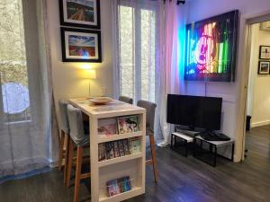 Cannes apartment - city center, AC / wifi